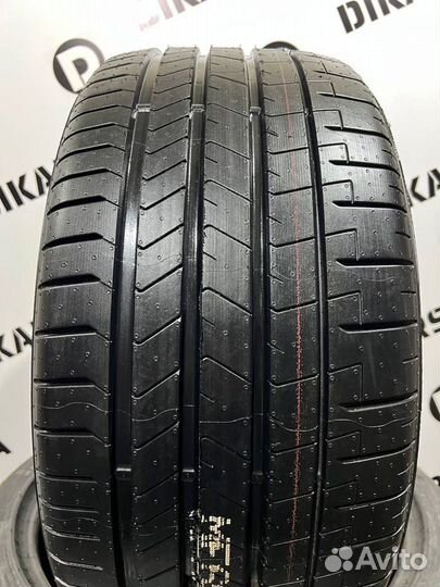 Pirelli P Zero PZ4 305/30 R21 и 265/35 R21 105Y