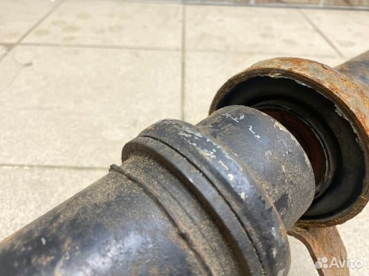 Карданный вал Audi A5 8T 2010