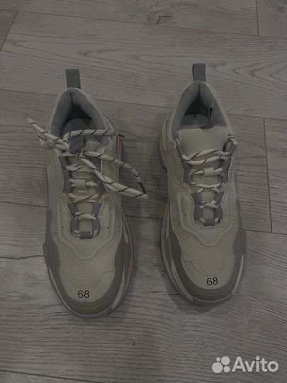 Кроссовки женские 36 размер