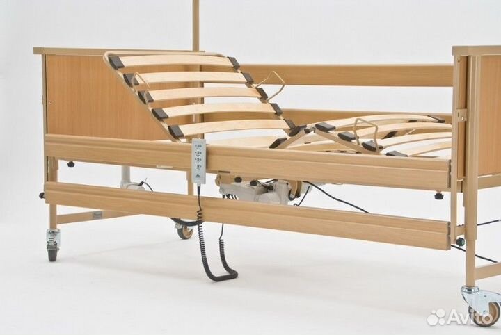 Медицинская кровать с электроприводом