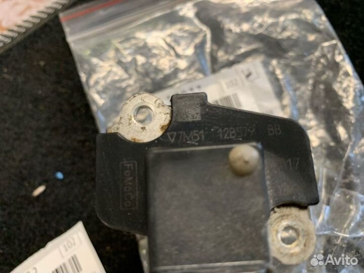 Расходомер воздуха (массметр) Ford C-Max 2003-2010