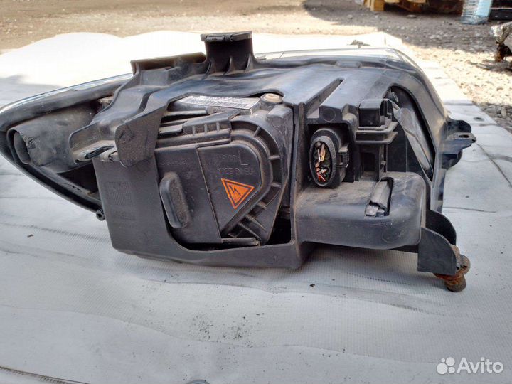 Фара Ауди ку7 2009г