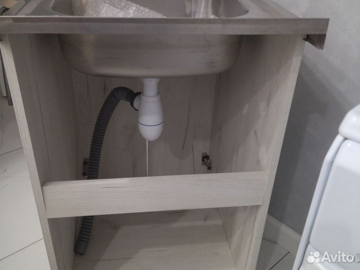 Раковина с тумбой