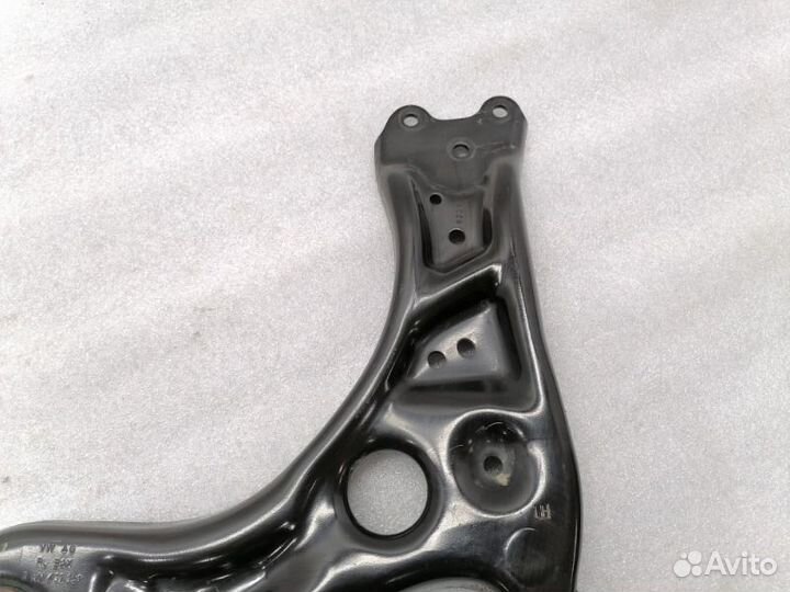 Рычаг передний левый Skoda Rapid NK6 cwva 2021