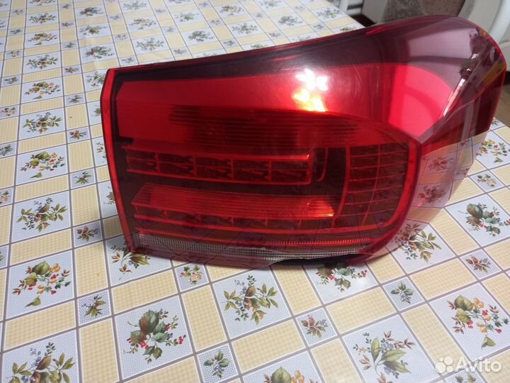 Фара правая задняя на фольксваген тигуан