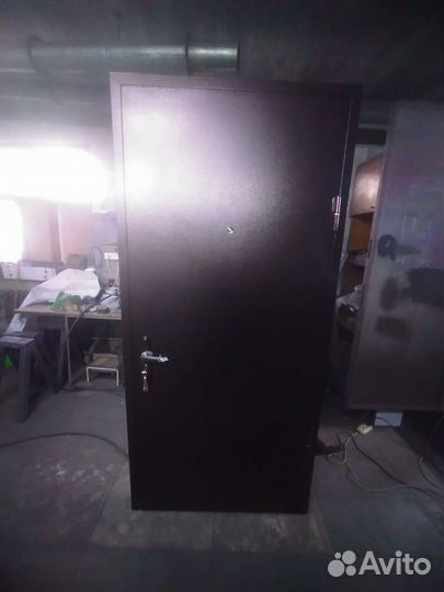 Входные Металлические двери