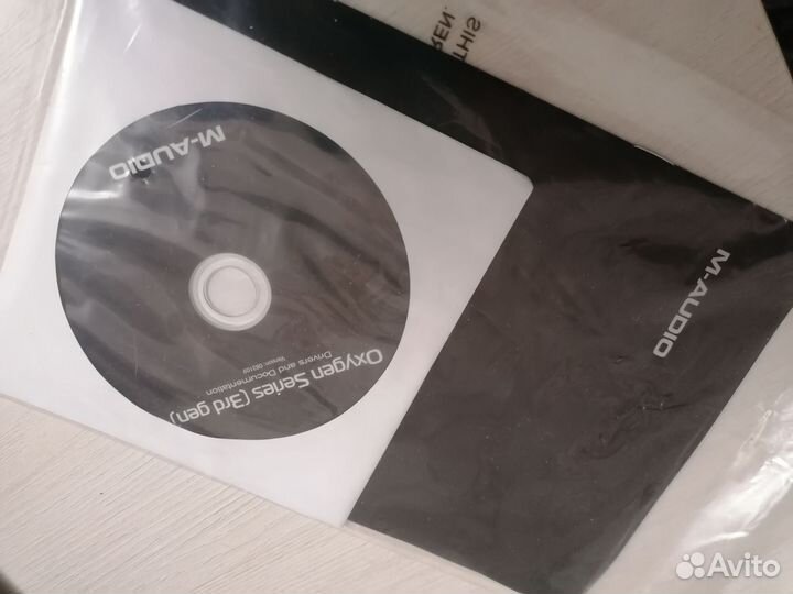 Мидиклавиатура m-audio oxygen 49