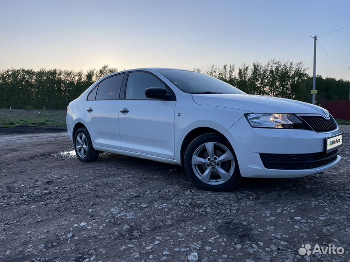 Skoda Rapid 1.6 МТ, 2016, 200 000 км