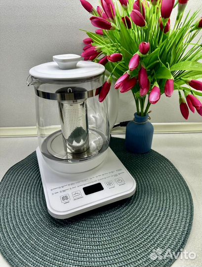 Чайник электрический с подогревом новый