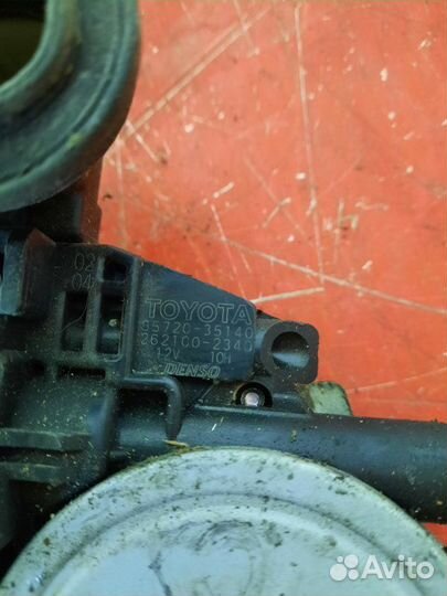 Механизм стеклоподъемника Toyota