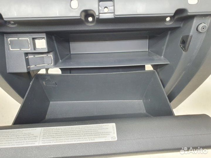 Бардачок Volkswagen Jetta 6 1.4 2016