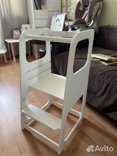 Башня помощника монтессори