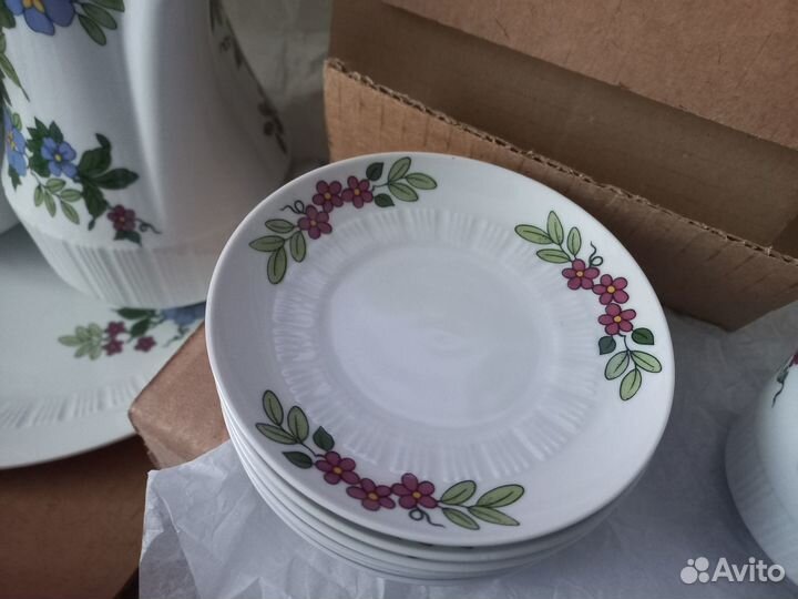 Новый чайно-кофейный сервиз гдр (29 предметов)