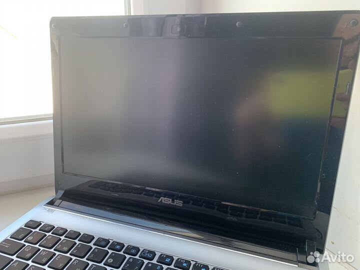 Ноутбук asus