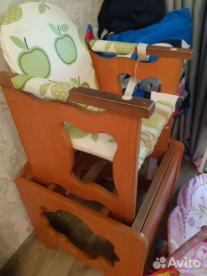 Стульчик для кормления