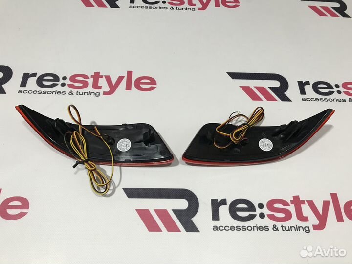 Катафоты Toyota Corolla Fielder 161 с 2015 Красные