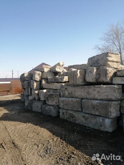 Продам блоки фундаментные (фбс)