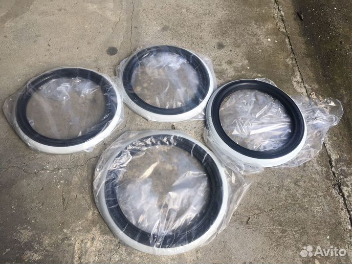 Флиперы на Колёса-Фир. Atlas чер/белые