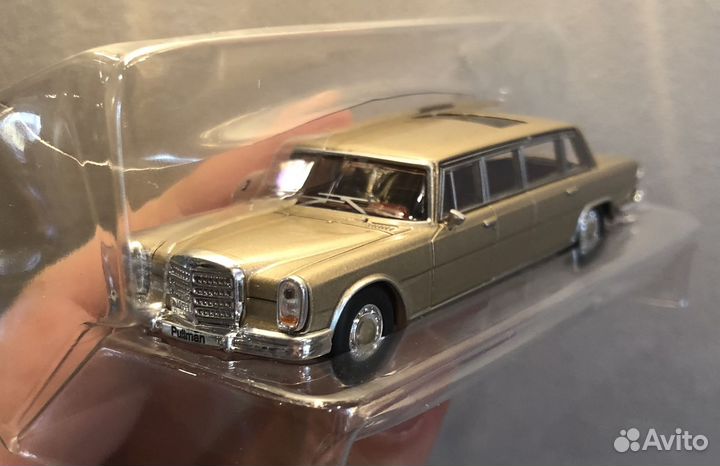 1/64 Mercedes benz 600 pullman