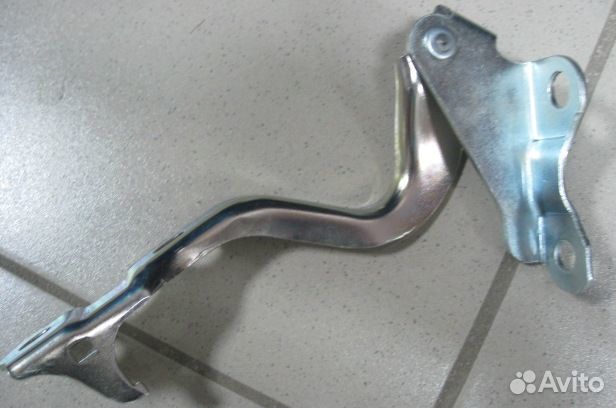Петля капота Chevrolet Lacetti 04-14 Daewoo Gentra