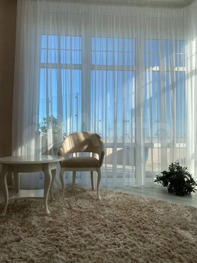 2-к. квартира, 84 м², 13/13 эт.