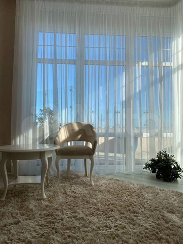 2-к. квартира, 84 м², 13/13 эт.