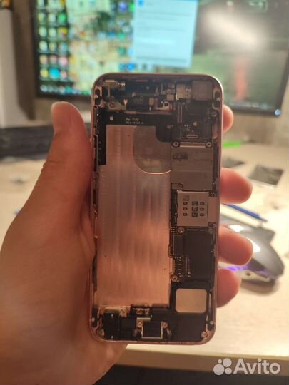 Запчасть iPhone se 2016