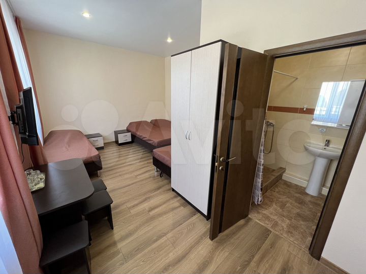 Комната 20 м², 1/4 эт.