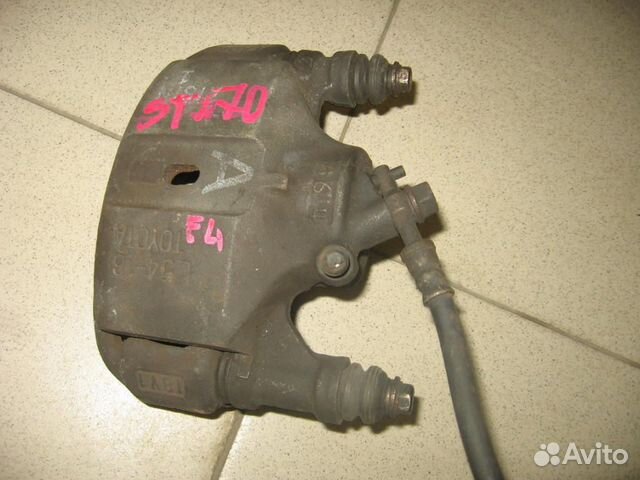 Суппорт перед лево toyota ST170 corona, carina, '8