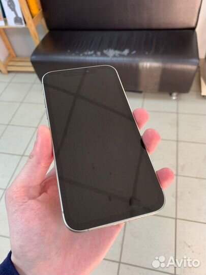 iPhone XR б/у 128Gb в корпусе 15 Pro