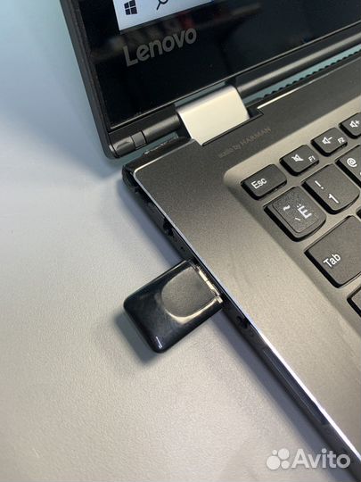 Ноутбук lenovo yoga