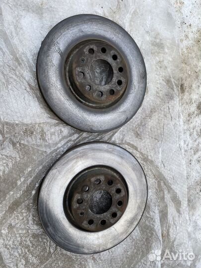 Диск тормозной передний пассат б7