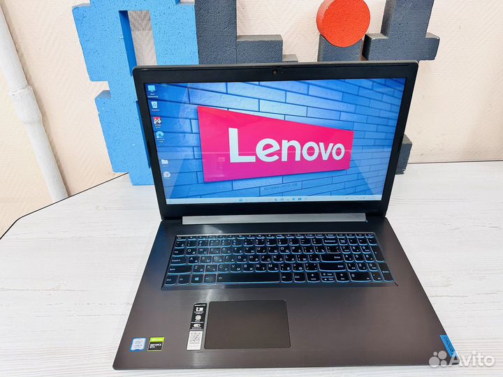 Игровой ноутбук 17