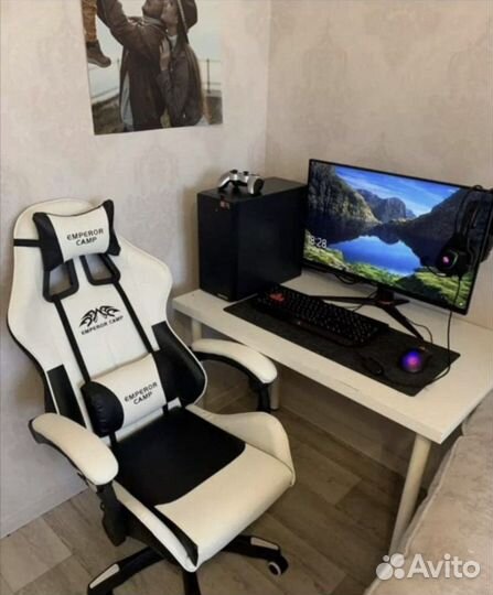 Игровое кресло геймерское