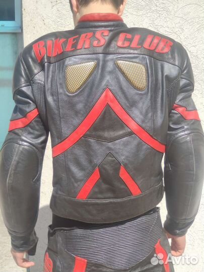 Мотокомбинезон 54 р раздельный, нат кожа
