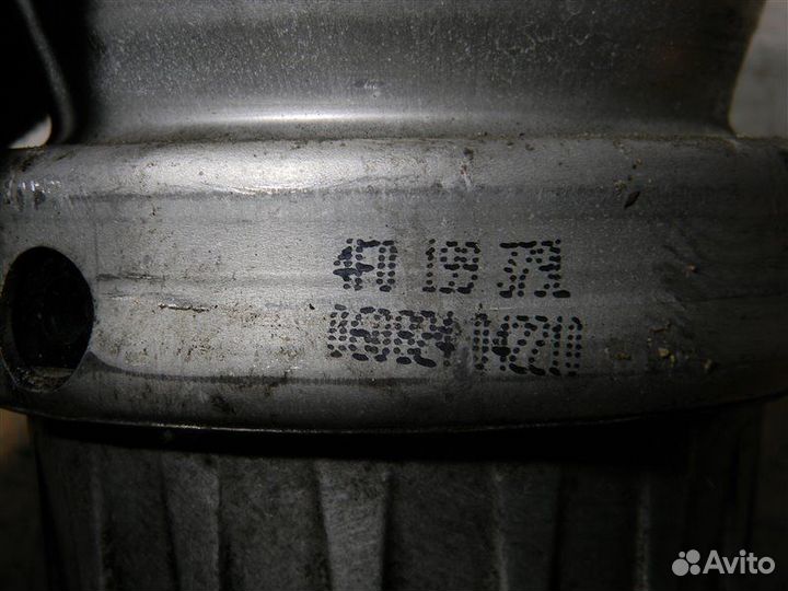 Опора двигателя 4F0199379L Audi A6 C6 4F2 AUK 3.1