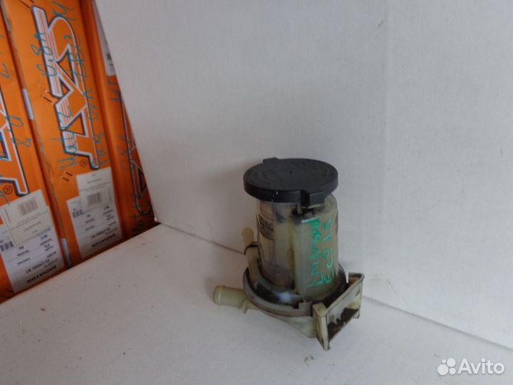 Geely Emgrand Бачок гур б/у