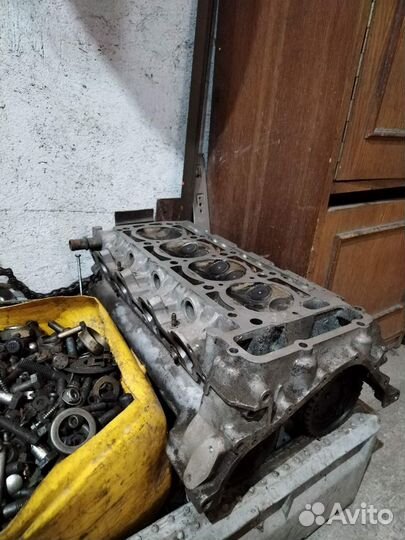 Головка гбц Mercedes C 1,8