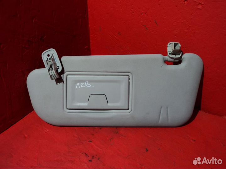 Козырек левый Мазда 3 бк 02-09