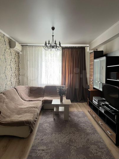 2-к. квартира, 60 м², 4/4 эт.