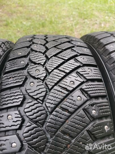 Continental Conti4x4IceContact 215/60 R17