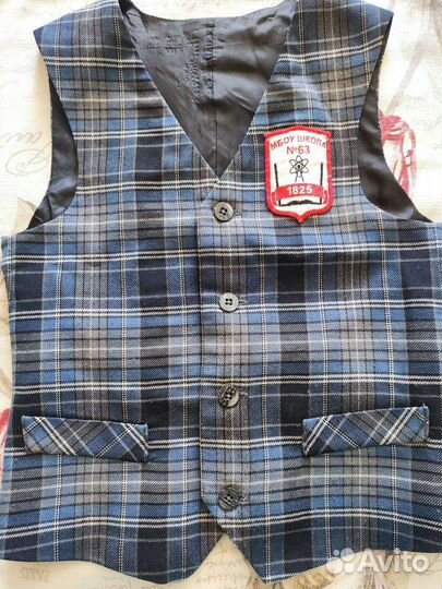 Жилетка для мальчика школьная 128