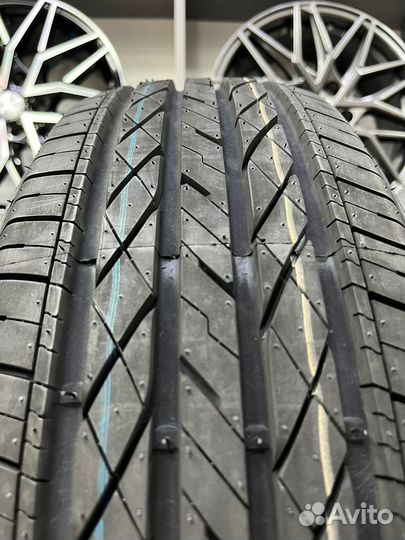 Tracmax X-Privilo H/T 245/70 R16 111H