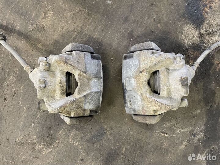 Суппорт тормозной передний Renault