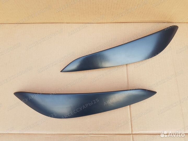 Реснички на фары Toyota mark2 jzx110 2000-2004г