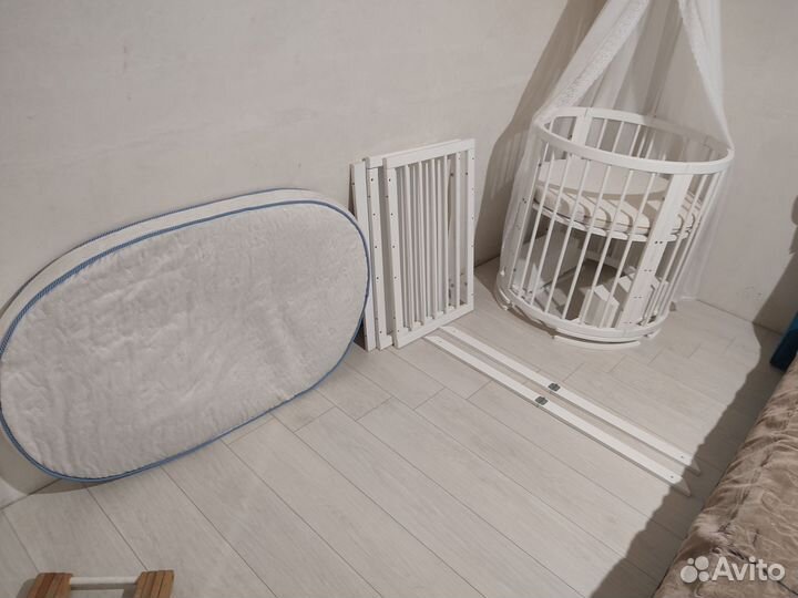 Кровать с балдахином