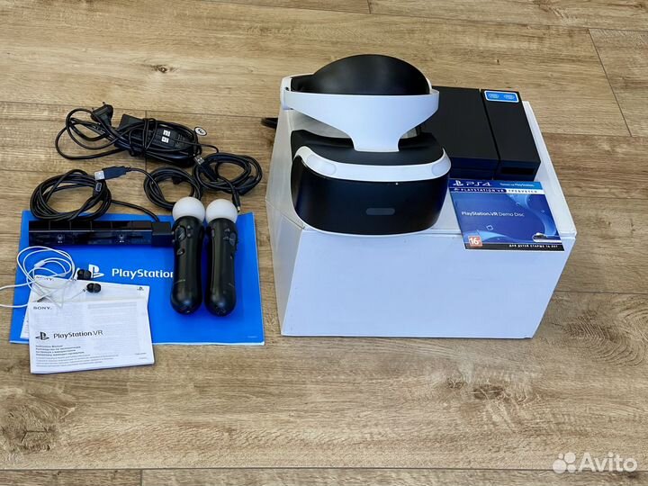 Шлем Sony PS4 VR + камера + два Move (контролеры)