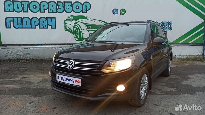 Трубка масляная Volkswagen Tiguan 03C145140M