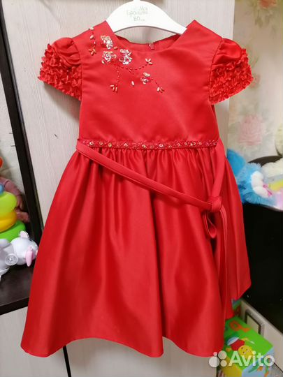 Нарядное платье для девочки