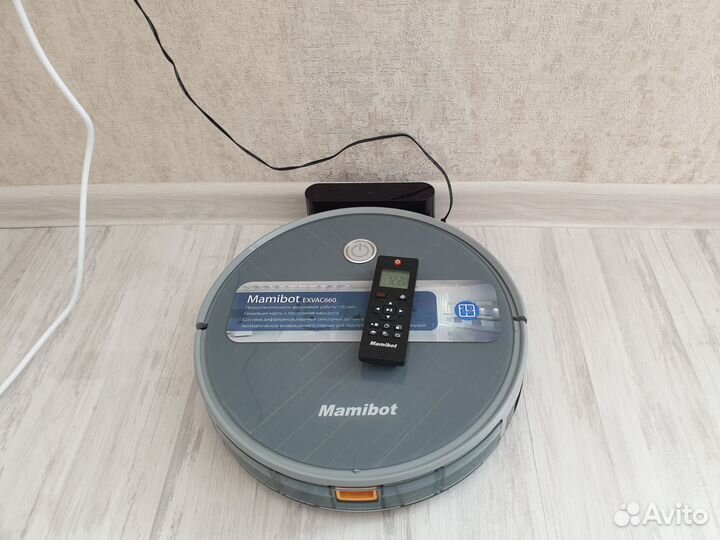 Робот пылесос моющий со станцией